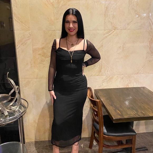 Meet your Posher, Lisa - Picture 1 of 1